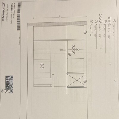 Op 7 augustus wordt de keuken geplaatst in een nieuwbouw appartement. Voor die tijd moet de keuken gereed gemaakt worden volgens het leidingschema die geleverd is door de keukenleverancier. De meeste aansluitingen staan al op de juiste plek, alleen de aan